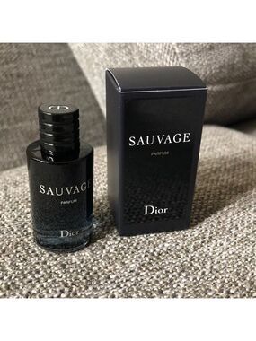 Dior SAUVAGE PARFUM 10 ml 0.34 FL OZ MINIATURE VIP GIFT Paper Box